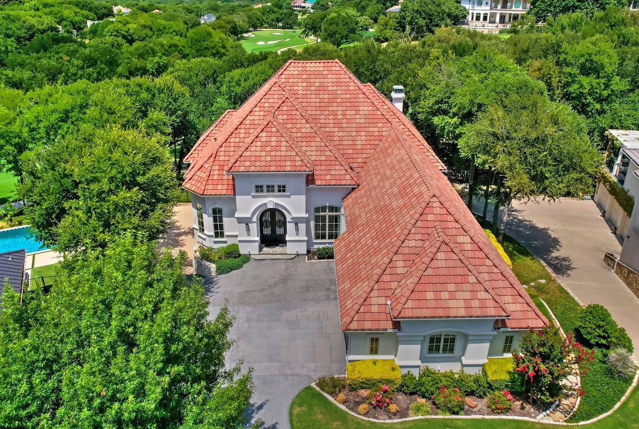 6809 Lahontan Drive, Fort Worth, TX 76132